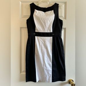 Tahari Sleeveless Dress- Great for work!